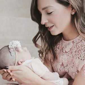 Meet your Posher, Alexandra